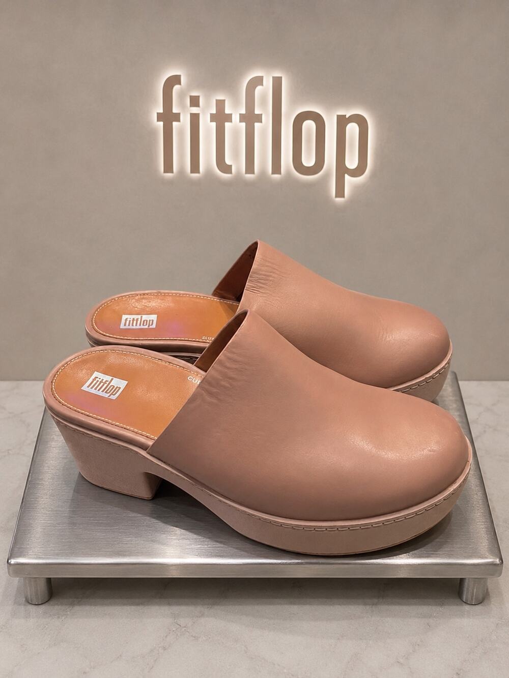 FitFlop Pilar Leather Platform Mule Clogs Beige Women’s 9 CushX